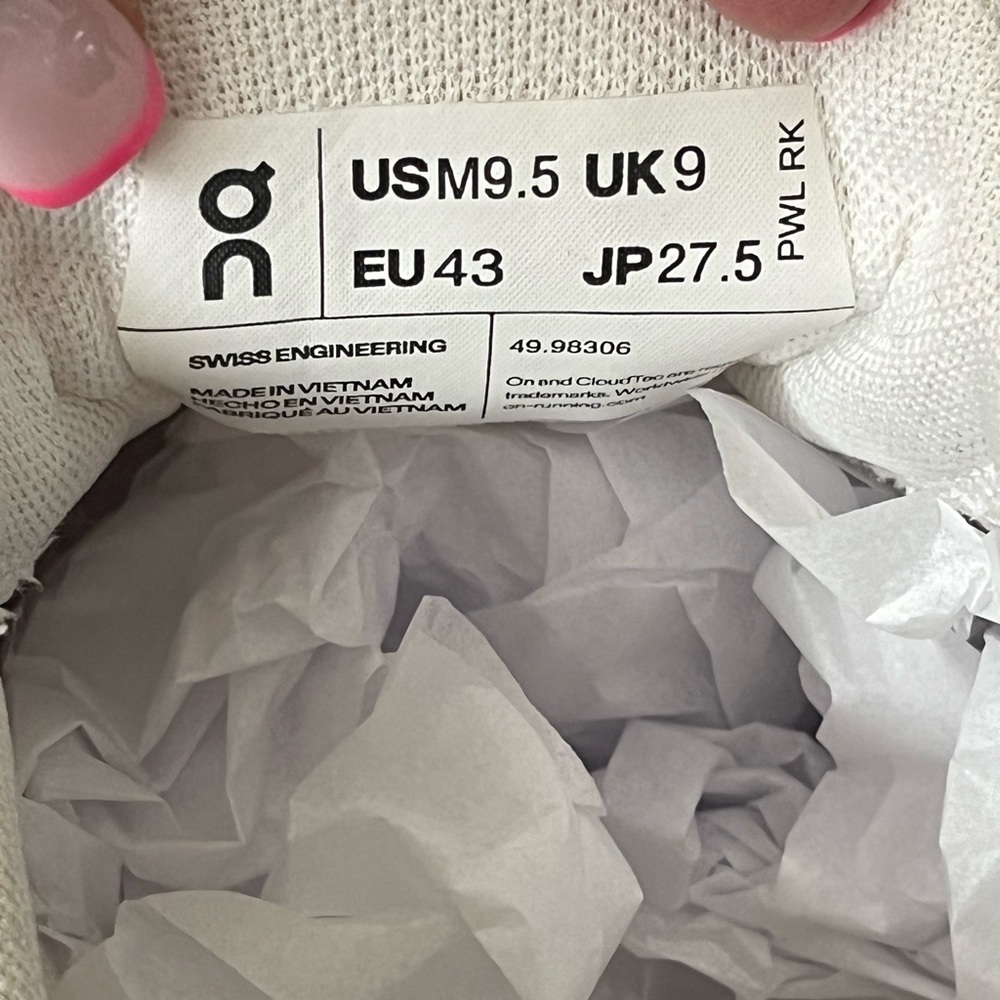 On cloud cloudaway sneakers Pearl white 9.5 - Picture 10 of 10